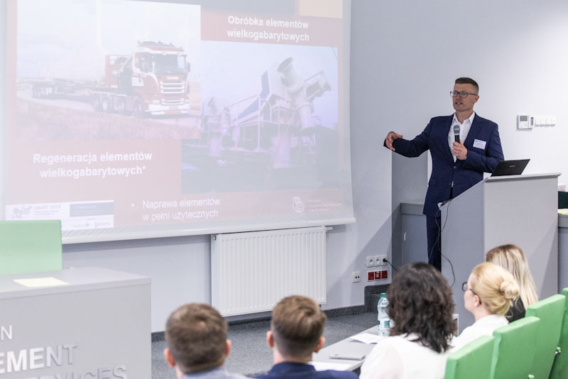 Konferencja Smart 2019 dr Michał Dolata 