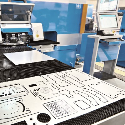 cnc bearbejdning stansning