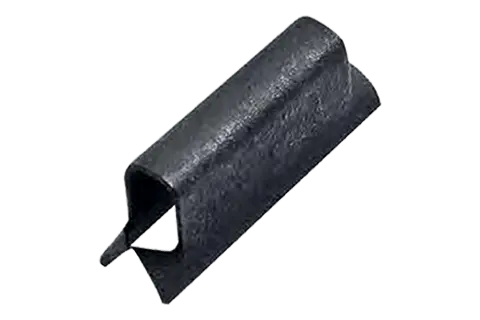 Elementi di collegamento a scatto per pannelli