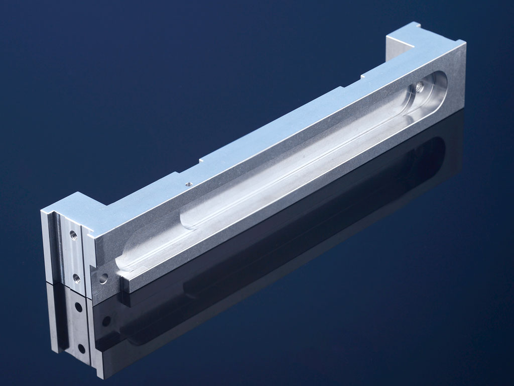 Connector L 170 x 24 mm, aluminium alloy